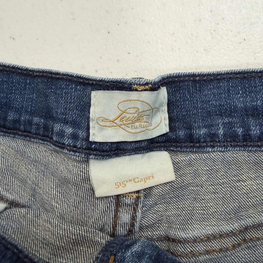 Levis 515 Capri Denim Shorts Womens 12 Medium Wash Blue Raw Hem Cut Off 5889 - Picture 3 of 8